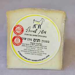 גבינה קשה תום 25% שומן